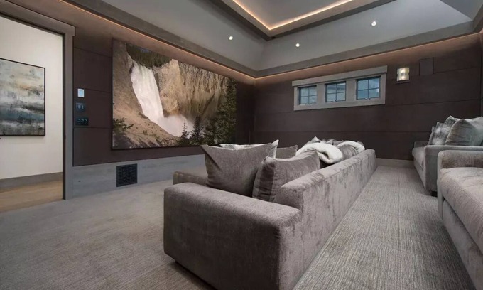 Teton Village House | Stunning Luxury Estate 3 minutes from the Gondola and Jackson Hole Ski Resort