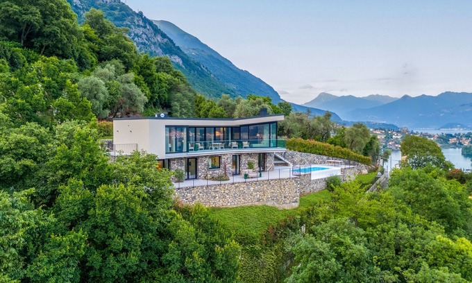 Sala Comacina Villa | Stunning new villa with pool and views over Lake Como! - Villa Gabriella
