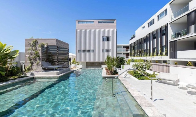 Sunshine Coast Apartment | Stunning Ocean-View Apartment with Pool at Drift Complex