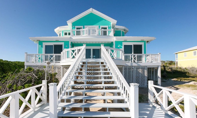 Great Guana Cay House | Stunning Oceanfront 3bd 3ba Villa, Great Guana Cay, Abacos Completely Restored
