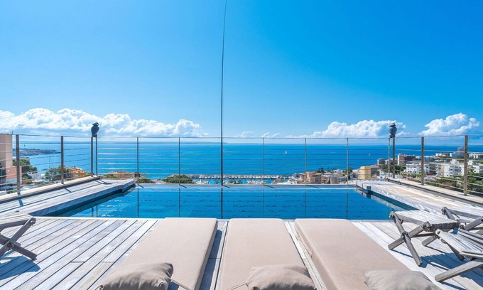 San Agustin Villa | Stunning private villa for 8 people with A/C, WIFI, private pool, TV and patio