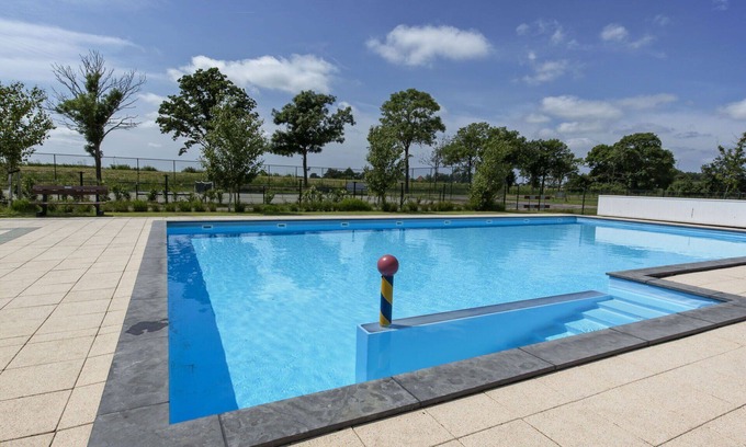 Graft House | Stunning private villa for 4 guests with WIFI, TV, terrace and parking