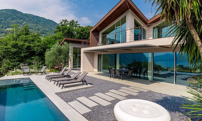Riva di Solto Villa | Stunning private villa for 10 people with WIFI, private pool, hot tub, TV, patio and parking