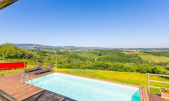 San Gimignano Villa | Stunning private villa for 8 guests with private pool, WIFI, TV, terrace and panoramic view