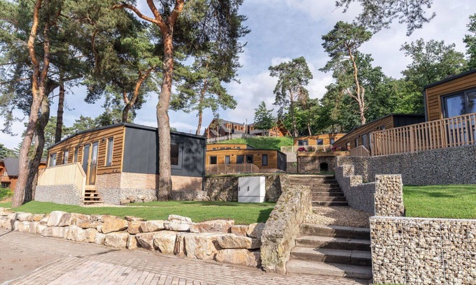 Langeberg House | Stunning private villa for 10 people with WIFI, TV, terrace and parking