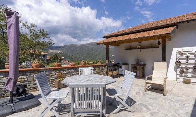 Ville San Sebastiano Villa | Stunning private villa for 6 guests with WIFI, patio, pets allowed, panoramic view and parking