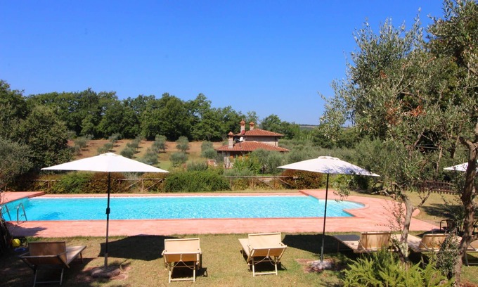 Santarello Villa | Stunning private villa with A/C, WIFI, private pool, TV and parking, close to Montepulciano