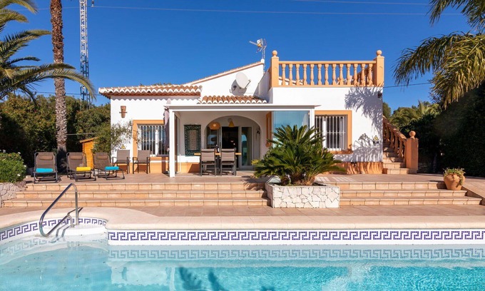 Costa Nova House | Stunning private villa for 6 people with private pool, A/C, WIFI, TV, patio and parking