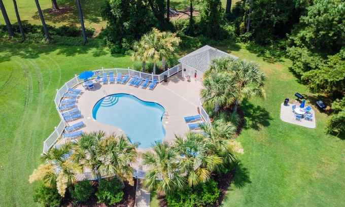 Central Myrtle Beach Condo | Stunning Renovated Golf Villa Near Beach