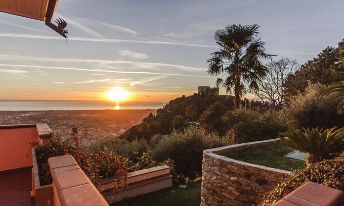 Montignoso House | Stunning Seaview Villa On The Coast Of Tuscany