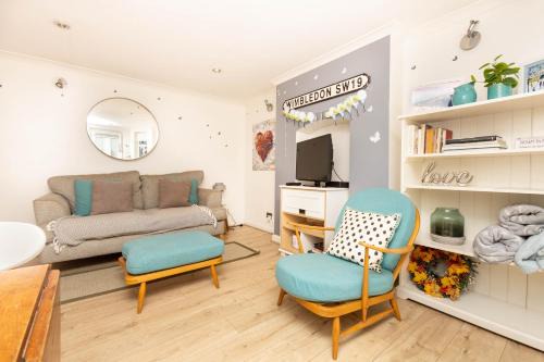 Wimbledon Apartment | Stunning, stylish garden flat in the heart of Wimbledon