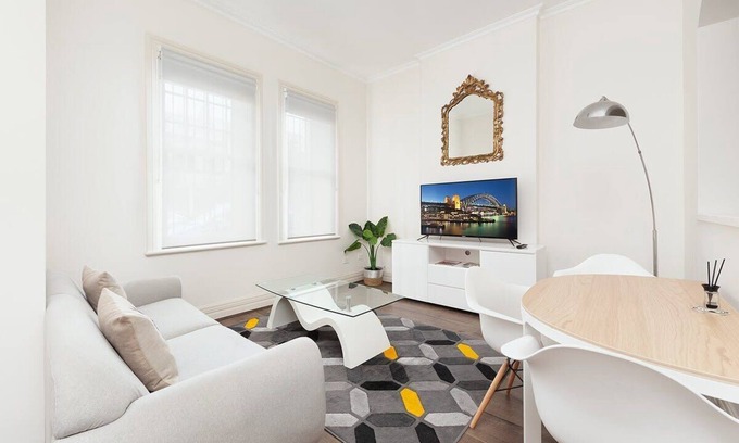 Millers Point Apartment | STUNNING SYDNEY HOME 1