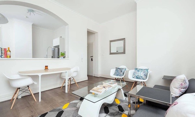 Millers Point Apartment | STUNNING SYDNEY HOME 5