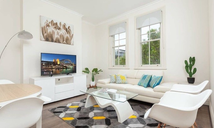 Millers Point Apartment | STUNNING SYDNEY HOME 10