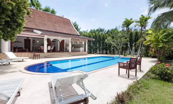 Pa Klok Villa | Stunning Thai Villa with Private Pool & Large Garden