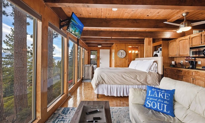Crystal Bay Condo | Stunning Views at Stargazer | Lakefront Studio!