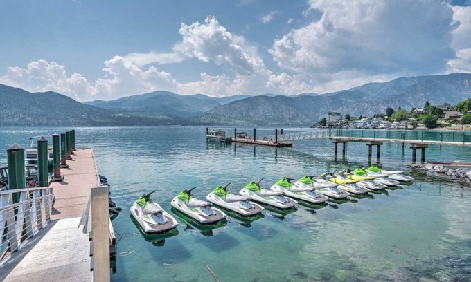 Manson Condo | Stunning views, Luxury on Lake Chelan - Pool, Spas