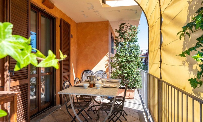 Narzole House | Stunning villa for 8 people with A/C, private pool, hot tub, WIFI, TV, terrace and parking