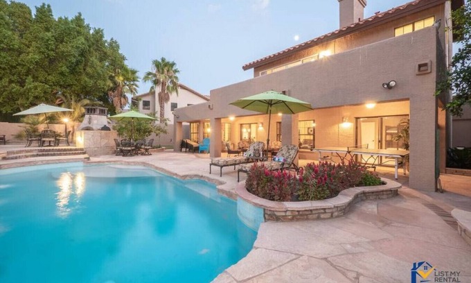 Red Mountain Ranch House | Stunning Villa+Waterslide+Putting Green+Table Tennis+Heated Pool Included w/slide