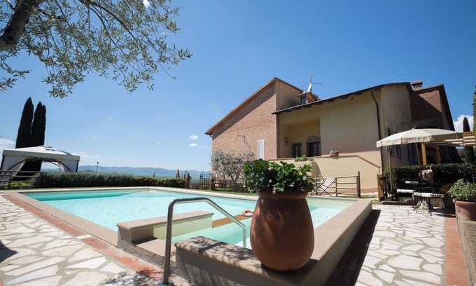 Montaione Villa | Stunning villa with exclusive pool near Florence and Pisa