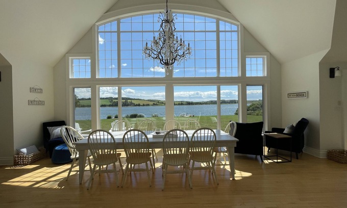 French River House | Stunning Waterfront Property With Hot Tub & Outdoor Dining