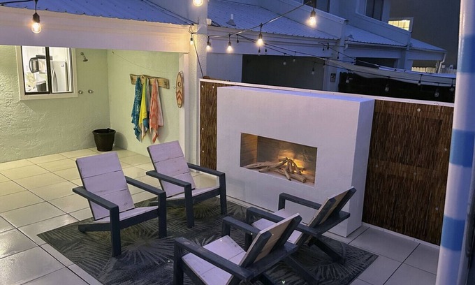 Riviera Beach House | Stunningly Remodeled 2-Bedroom Townhouse Across the Street From the Beach!