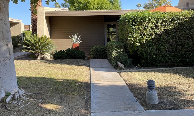 Baristo Condo | Style and Serenity 1 mile from downtown Palm Springs!