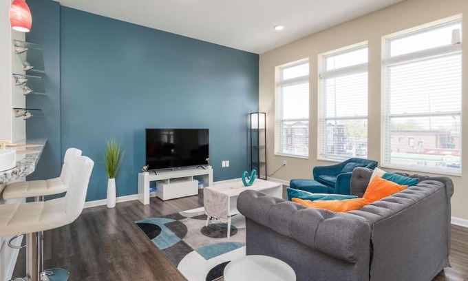 Fall Creek Place Apartment | Stylish 1BR on Downtown Indy