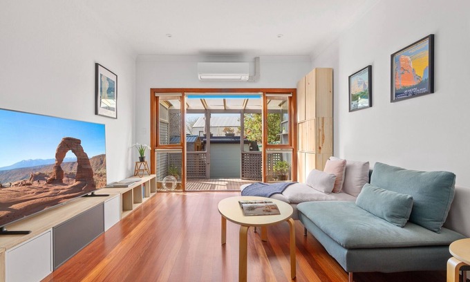 Erskineville House | Stylish 2-Bed Cottage in Trendy Erskineville