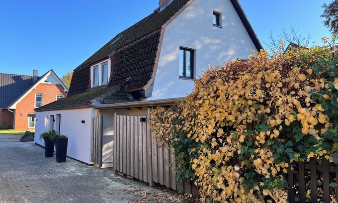 Seevetal Apartment | Stylish 2 rooms/kitchen/bathroom HVV connection from Hittfeld station: 15 min. to HH-Hbf.