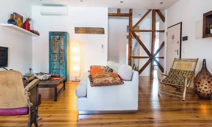 Sao Jose Apartment | Stylish 2BR Loft w/Views Av. Liberdade & Metro