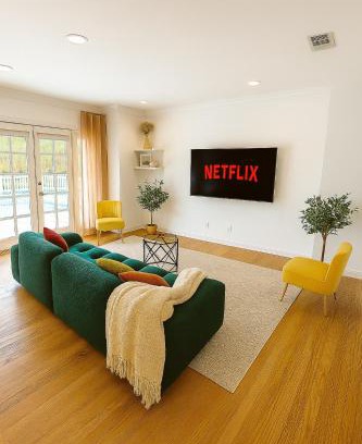 Reseda House | Stylish 3BR Getaway plus Pool