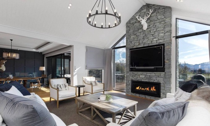 Jacks Point House | Stylish and spacious home with multiple living rooms and outdoor spaces
