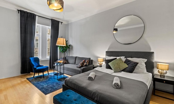 Erdberg Apartment | Stylish Apartment, 4 min to U3 Zipperer Straße