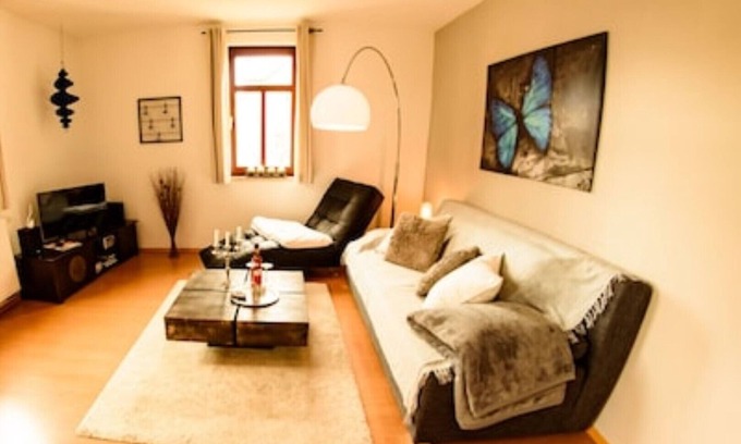 Weisser Hirsch Condo | Stylish apartment at the Weißer Hirsch with its own terrace1