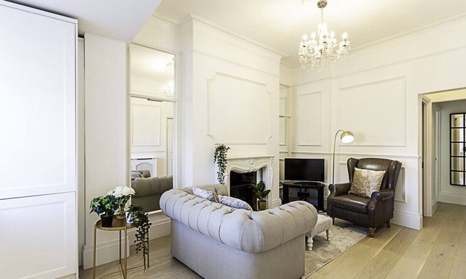 North Richmond Apartment | Stylish Apartment In Leafy Richmond