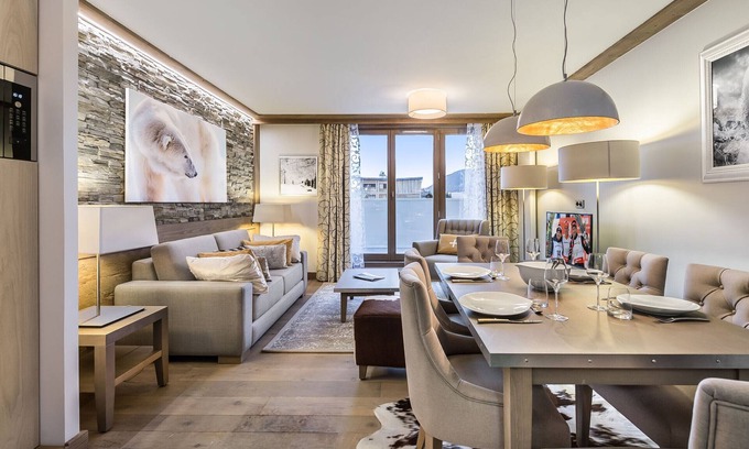 Courchevel Apartment | Stylish Apartment Near Slopes with Parking, Fitness, and Stunning Views in Courchevel Village