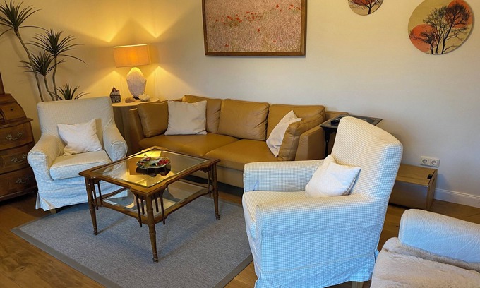 Steyr Apartment | Stylish apartment Steyr, 2 bedrooms, parking in the enclosed garden.