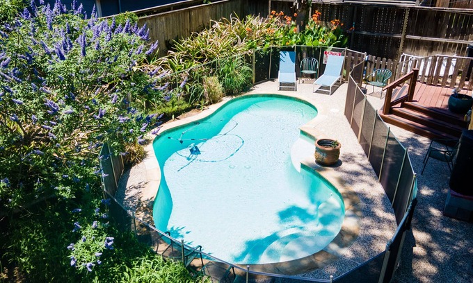 Greater Heights House | Stylish Bungalow Heights w/pool