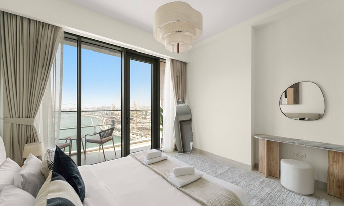 Al Safa Apartment | Stylish Canal-Front 2 BD + Maid in Al Wasl