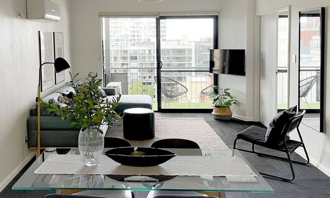 East Perth Apartment | Stylish Executive City Pad + Parking + Pool