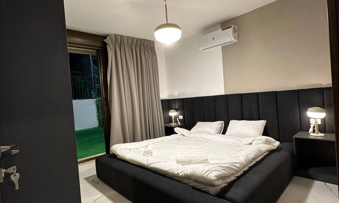 Amman Apartment | Stylish Luxe Apartment Fr 0003
