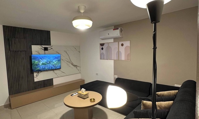 Amman Apartment | Stylish Luxe Apartment Fr