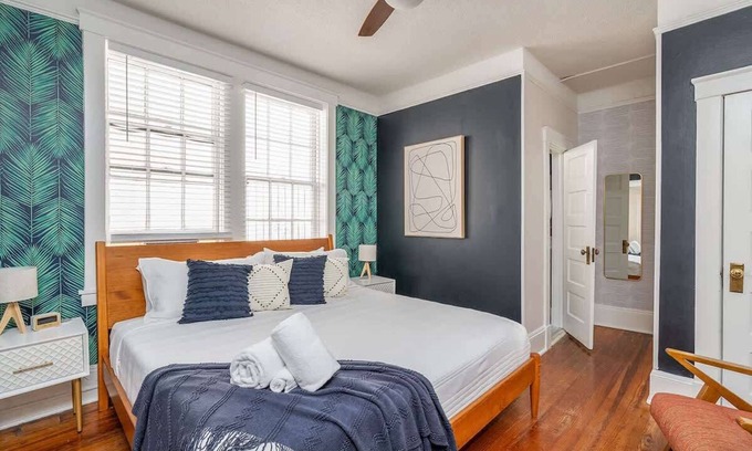 Historic District - North Condo | Stylish Luxury Condo| King Bed| Amazing Location