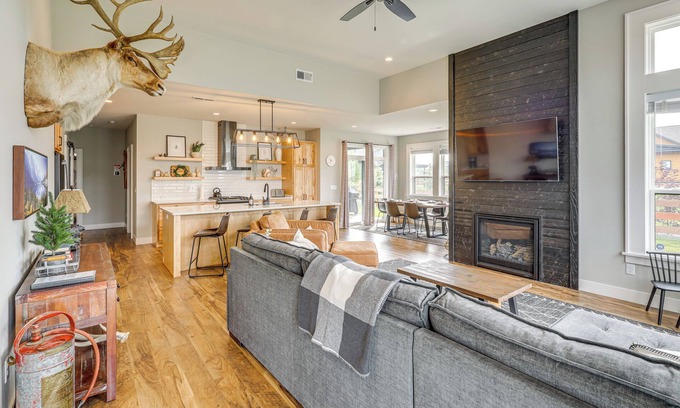 Red Lodge House | Stylish Montana Vacation Rental w/Private Hot Tub