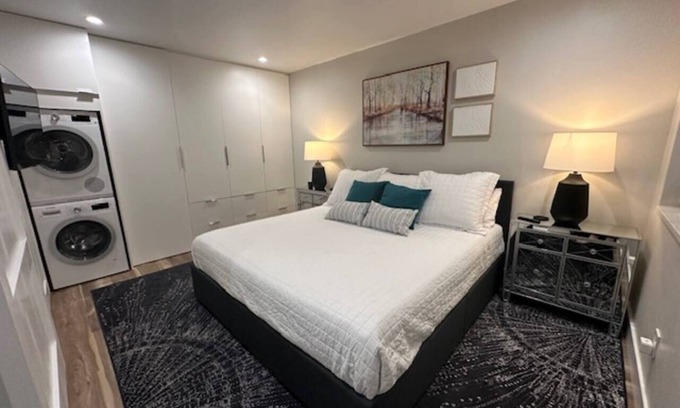 Alyeska Apartment | Stylish Mountainside Suite