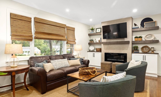 Northlake House | Stylish, Newly Renovated Home in Prime Location!