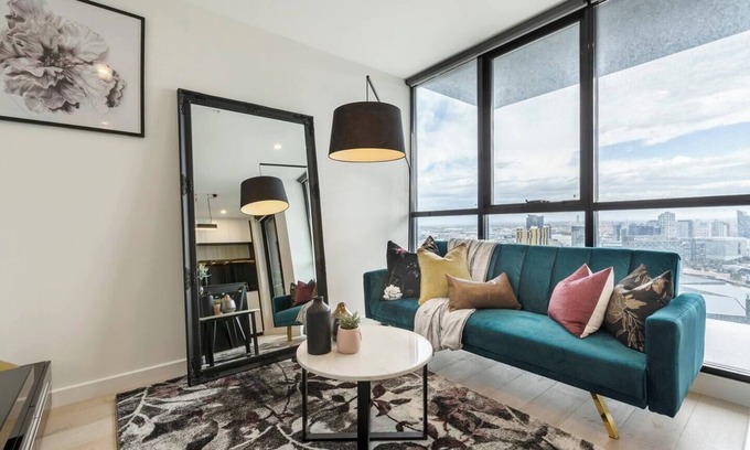 Southbank Apartment | ◤Stylish Southbank Apt~ Sweeping Bay & City Views◢