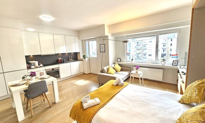 Ville Haute Apartment | Stylish studio in central Luxembourg