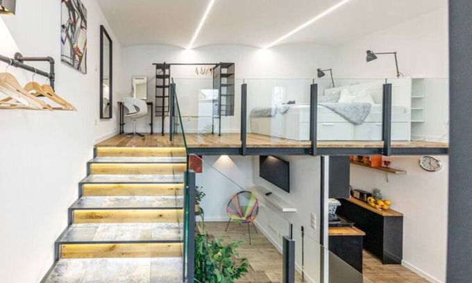 Rudolfsheim-Funfhaus Apartment | Stylish trendy loft in Vienna